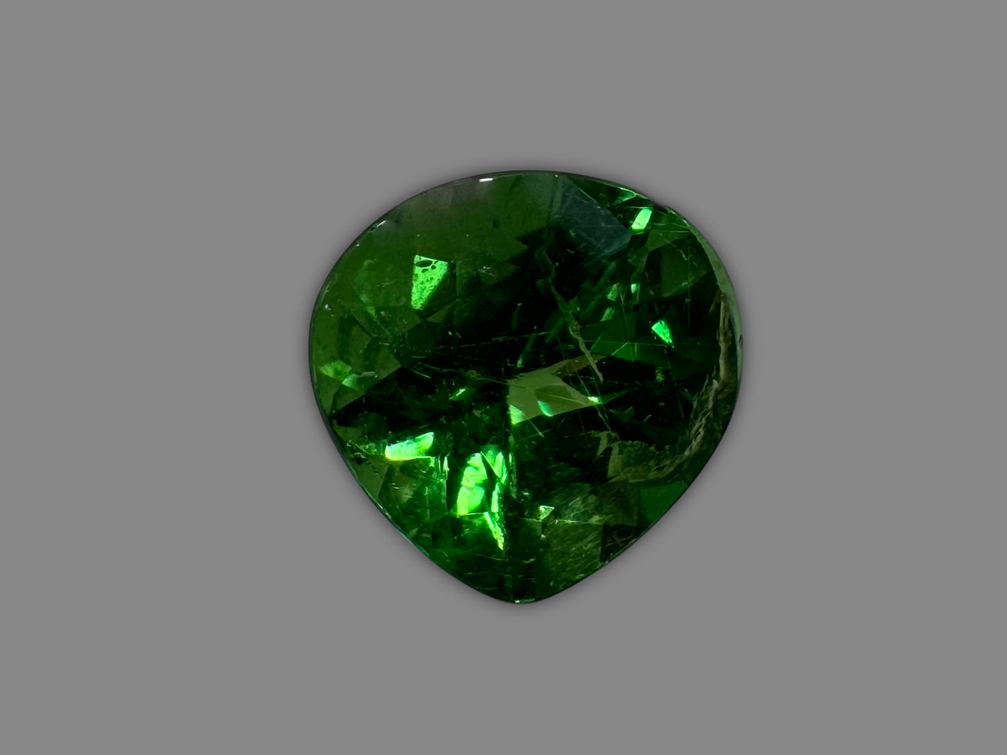 Tsavorita 1.77