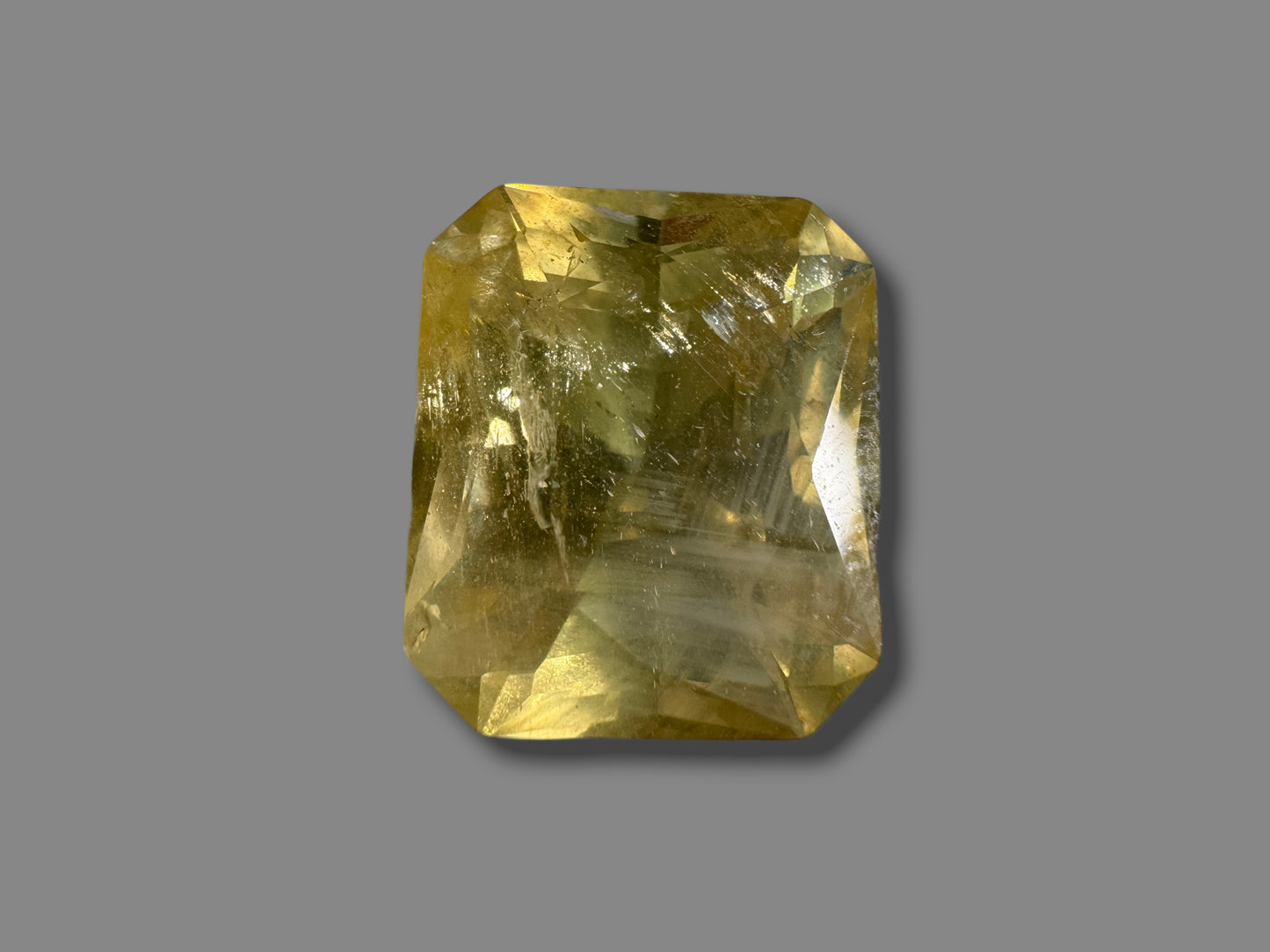Zafiro Amarillo 16.00